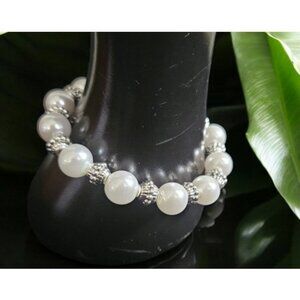 Handmade Pearl and Silver Bali Style Bead Stretch Bracelet